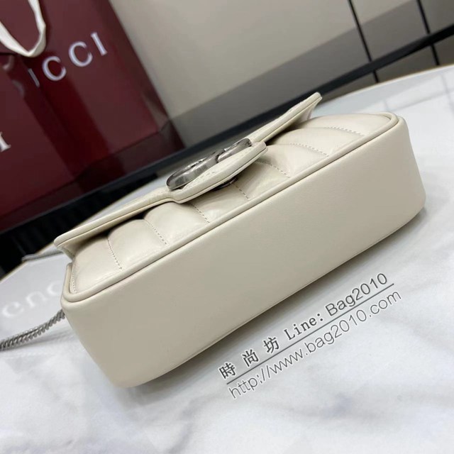 Gucci專櫃古馳最新款Marmont系列超迷你手袋絎縫V型原廠皮鏈條斜挎女包 jh2973型號：476433